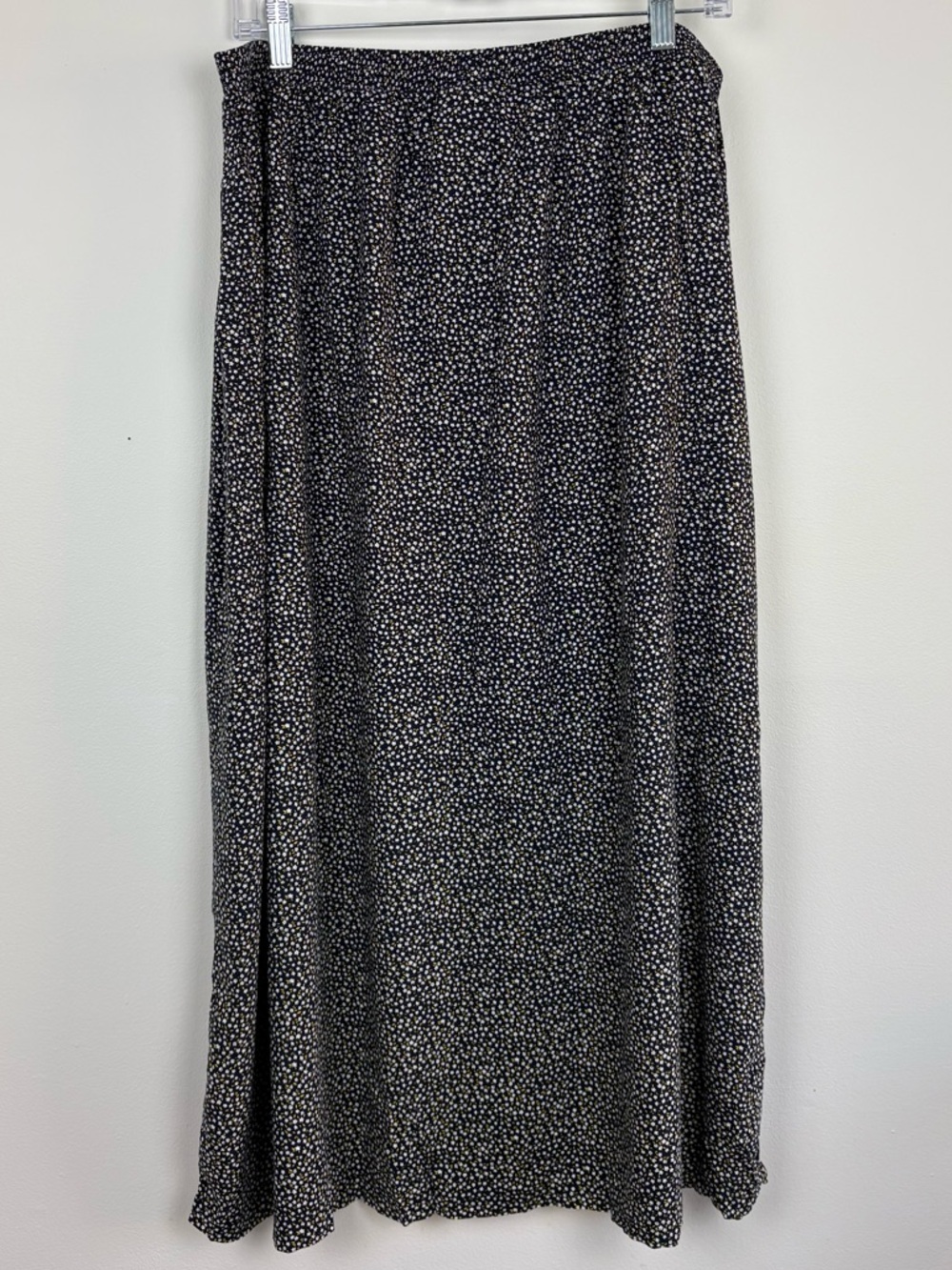 Vintage 90s Navy Blue Midi Skirt w/ White Flower Print 2X elastic waist modest - Picture 6 of 11